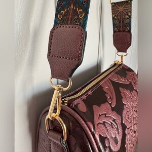 NWOT Vegan Embossed floral/western print barrel style crossbody